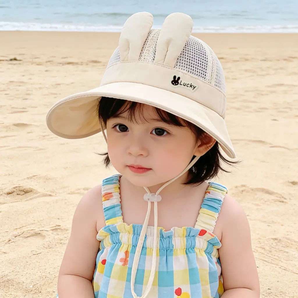 Saola's Unique Hat